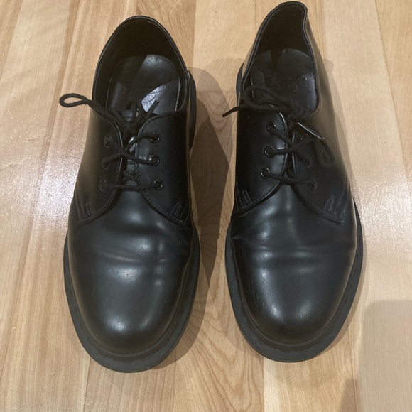Dr.Martens Lace Up Shoe - Picture 2 of 2